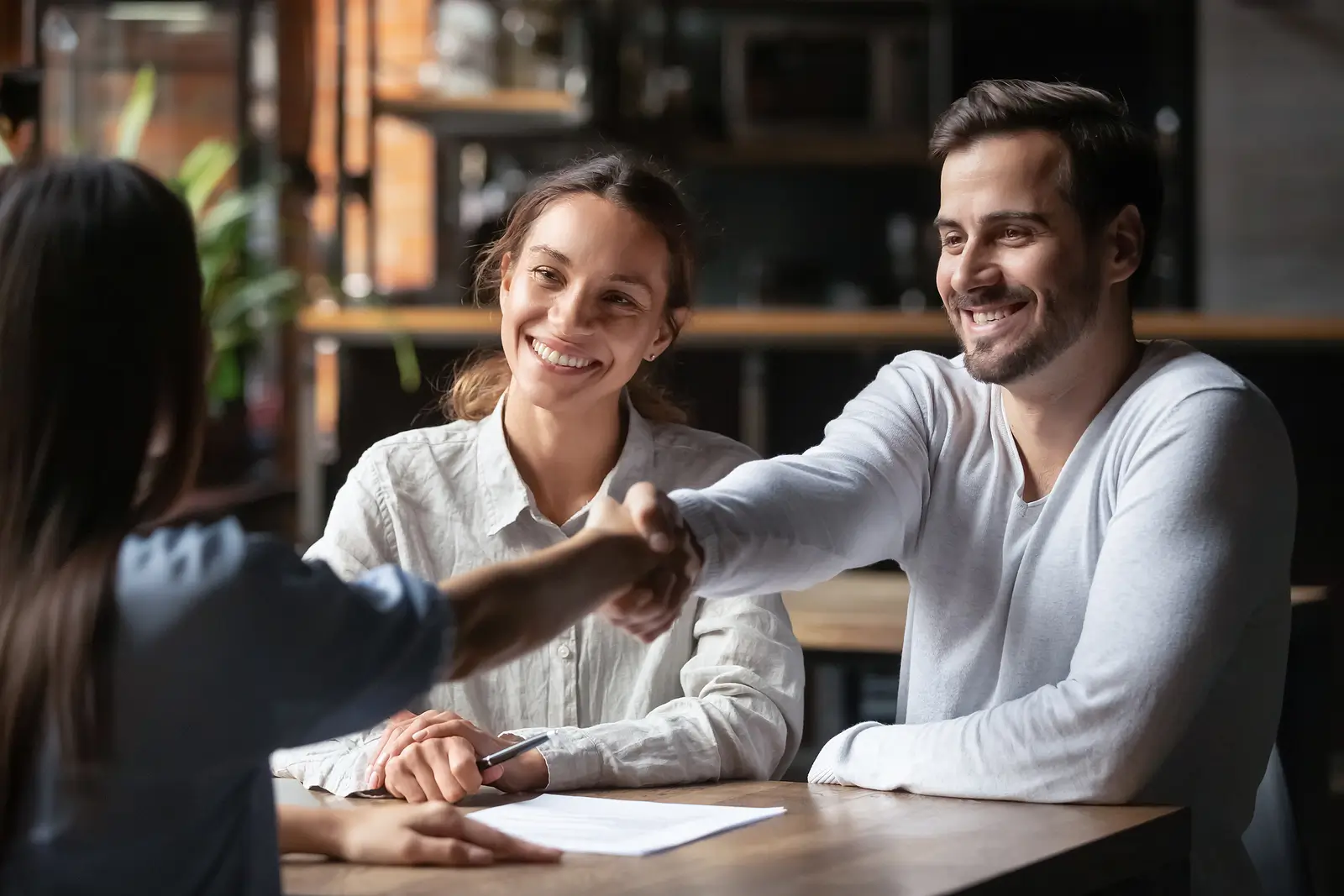 What Should Be Included in Tenant Welcome Packets?